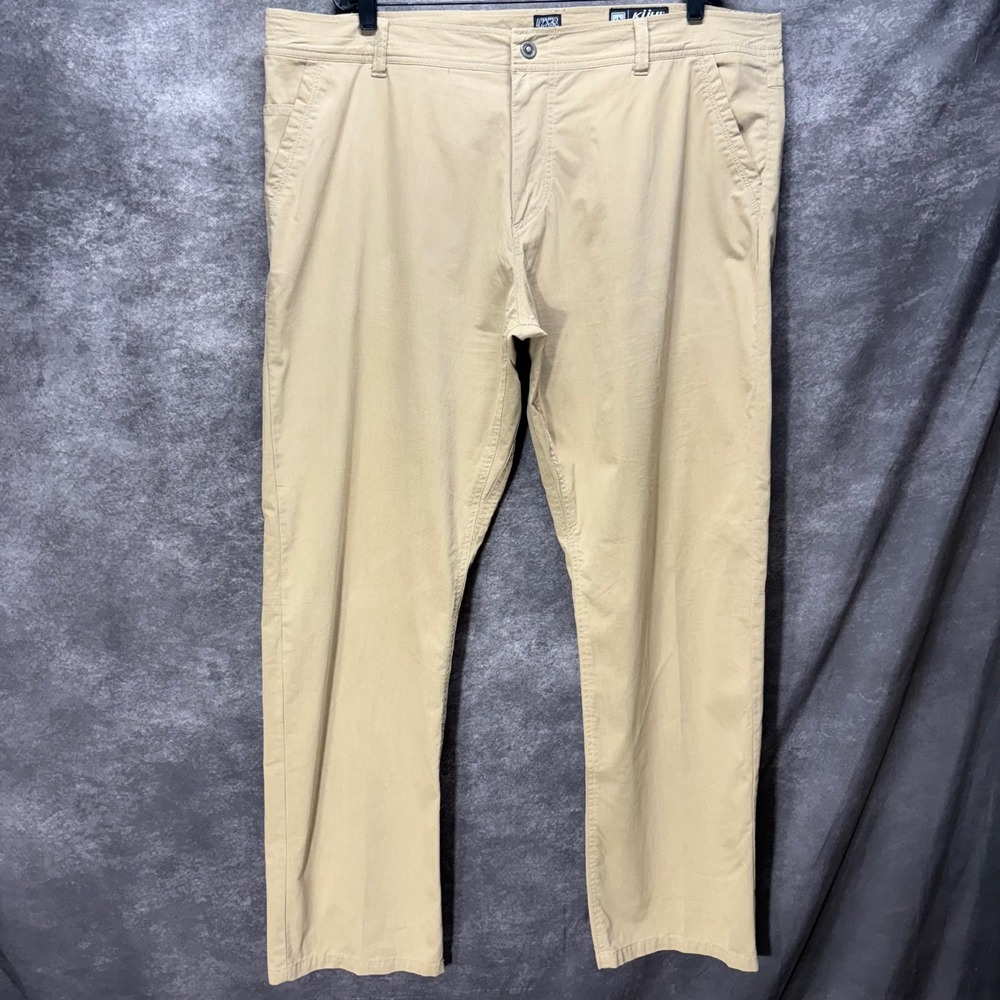 Kuhl Slax Khaki Pants Mens Size 42x32 Enduro Fabric Hiking Straight Leg Gorpcore